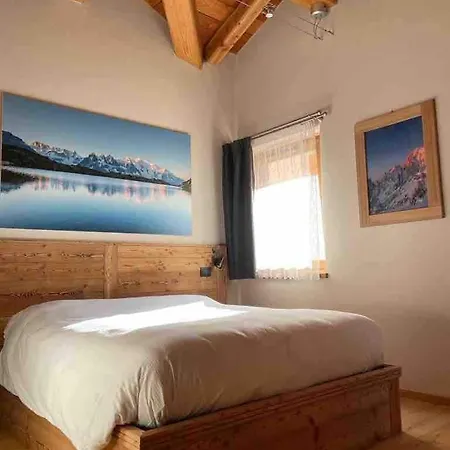 Apartament Charming In The Historical Centre - Morgex